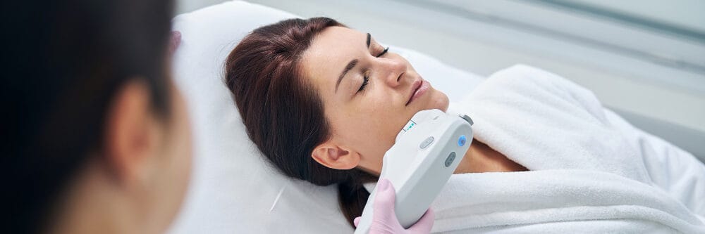 شمس للعناية بالبشرة - خصم على جلسات تنظيف بشرة الوجه
